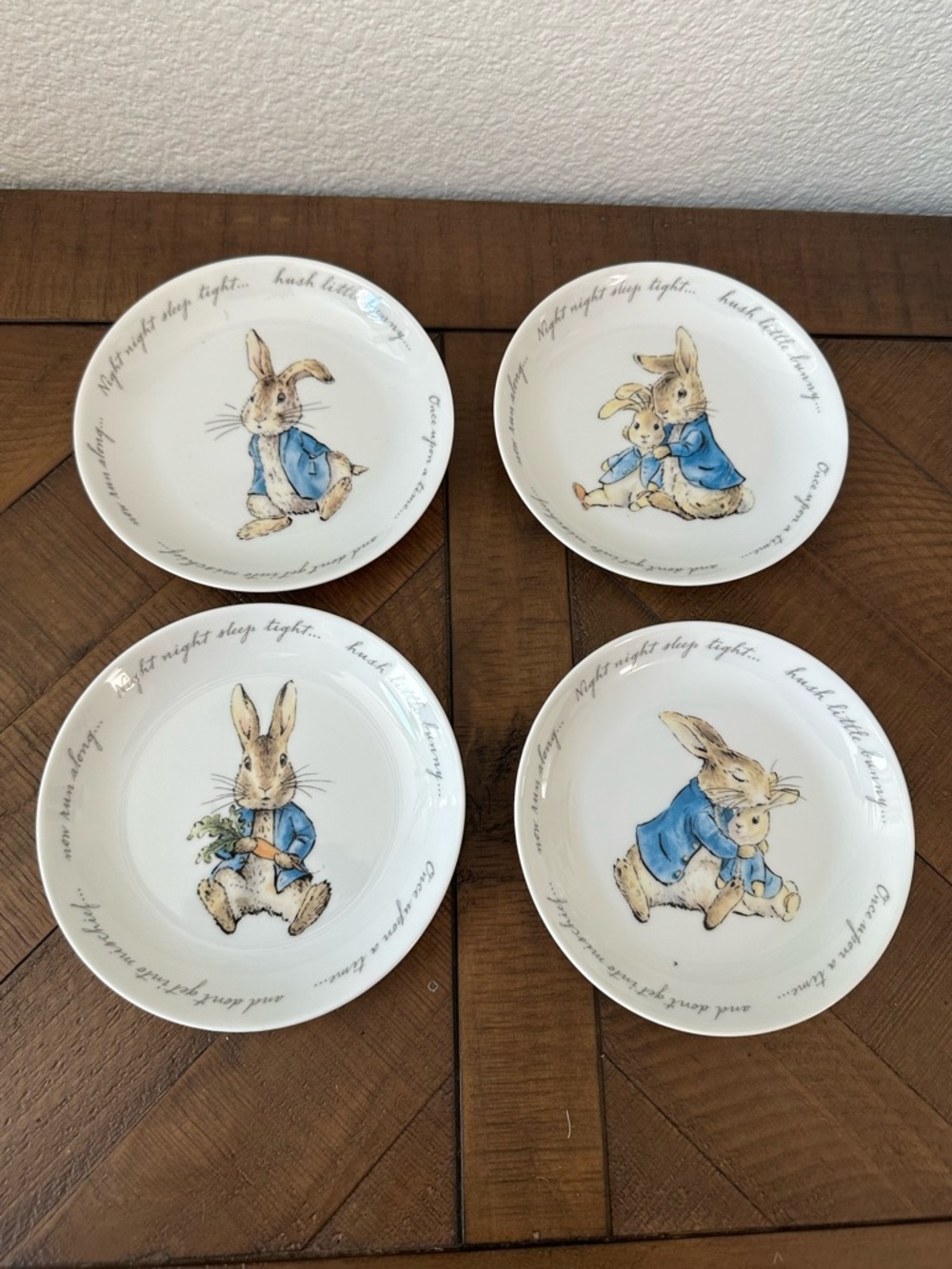 Blue Peter Rabbit Ceramic Appetizer Plates (Set of 4) NEW